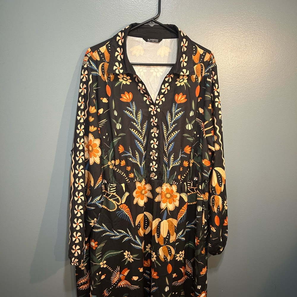 BloomChic Stylish Black and Gray Top